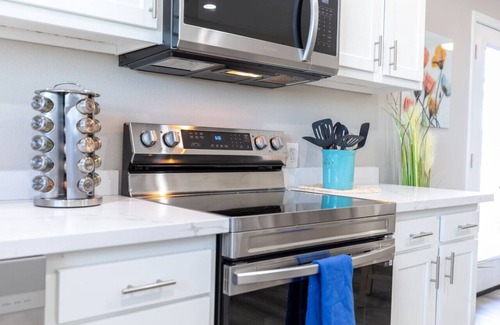 Ridgecrest Apartamento | Peaceful Escape-4 Bathrooms!