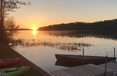 Ludington Cabaña | Escape pacífico en el norte del pantano del lago Hamlin