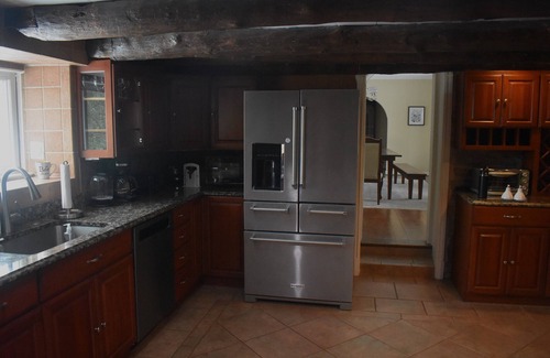 Tuscarora Otro | Peaceful farm retreat with hiking trails and farm animals.