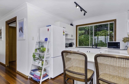 Knockrow Casa | Peaceful Hinterland Hideaway- 5 * Location! Quick links to Lennox & Byron.