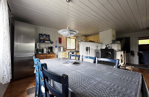Skillingsfors Chalet De Esquí | Peaceful holiday home in Skillingsfors, close to nature |SE18033