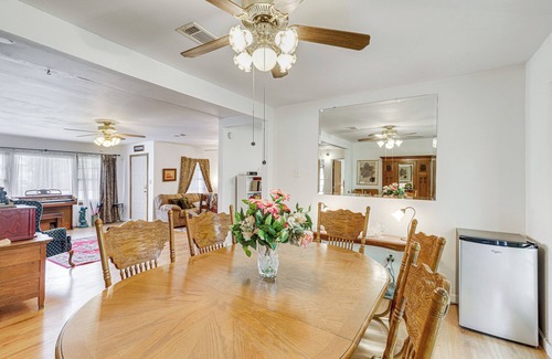 Kempwood Casa | Peaceful Home w/ Yard: 13 Mi to Downtown Houston!