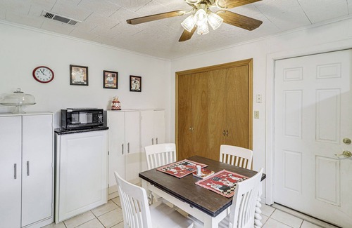 Kempwood Casa | Peaceful Home w/ Yard: 13 Mi to Downtown Houston!