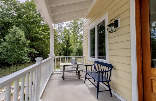 Maple City Casa | Peaceful Lakeside Family Getaway in Northern Michigan