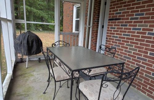 Durham Casa | Peaceful North Durham Retreat, 3bd