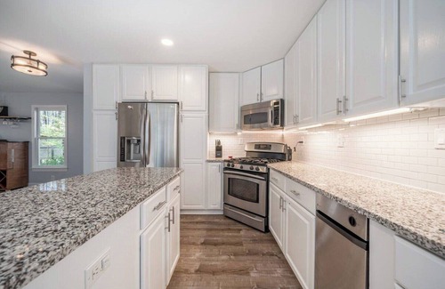 Chapel Hill Cabaña | Peaceful Oasis in North Carolina Hills 1363