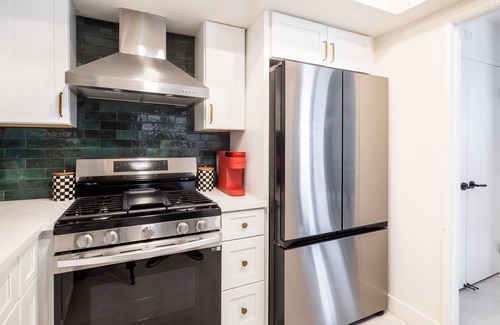 Sunrise Villas Condominio | Peaceful Palm Springs Escape