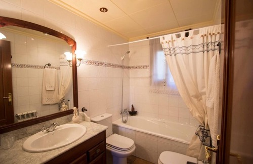 Vacarisses Villa | Peaceful Perfection - only 30km from Barcelona!