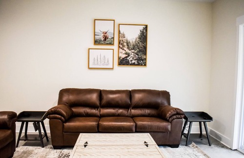 Bear Lake Casa | Peaceful Pine Haven--only 5 miles to Crystal Mountain!!