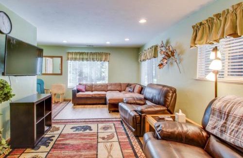 North Upper Truckee Casa | Peaceful Pines Retreat