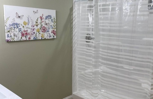 Cave City Casa | Peaceful private 3 bedroom & 2 bathroom new home near Mammoth Cave.