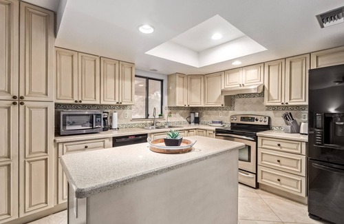 Fountain Hills Casa | Peaceful, private home with pool & hot tub