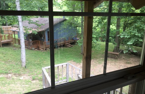 Hendersonville Cabina | Tranquilo / relajante y perfectamente ubicado