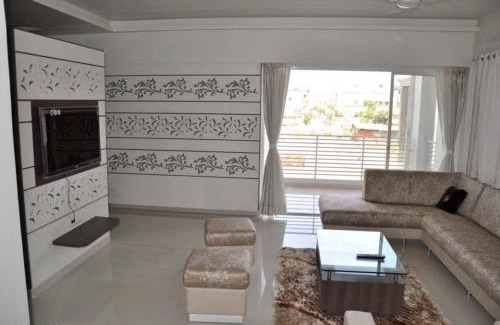 Vadodara Apartamento | Peaceful Retreat 3BHK For six person