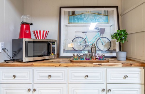 Wilmington Casa | Peaceful Retreat - Near Beaches, Downtown, UNCW