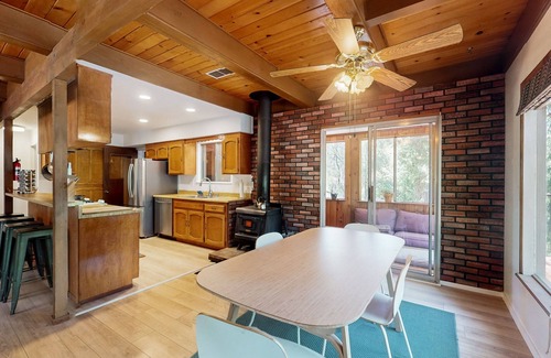 Nevada City Casa | Peaceful retreat on acreage, close to hiking, biking, swimming, free WiFi