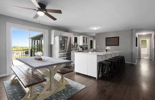 Cass County Casa | Peaceful Retreat w/20 Acres Sleeps 11|Fishing