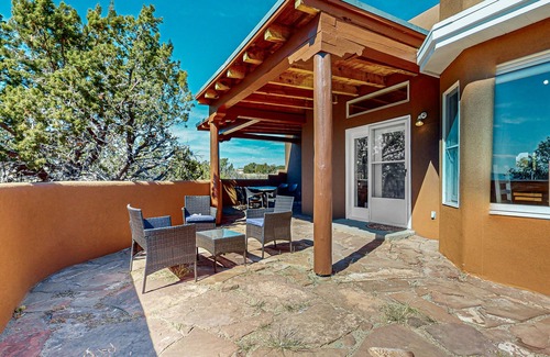 Eldorado at Santa Fe Casa | Peaceful retreat with enclosed patio, incredible views and night skies