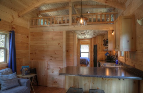 Topton Cabina | / Frank's Landing \ Una cabaña acogedora * pacífica * romántica cerca del lago Nantahala