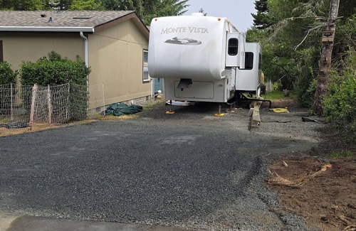Barview Casa | Peaceful RV with WiFi in charming Coos Bay. Pet friendly.