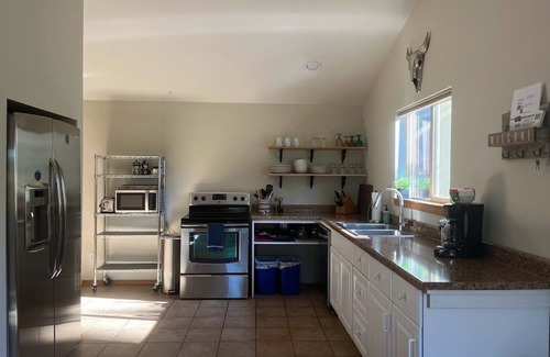 RiverWild Apartamento | Peaceful Two Bedroom Apartment