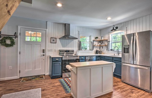 Edinburg Cabina | Peaceful Virginia Cabin - Fish, Tube, Boat, Etc!