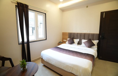 Sigra Hotel | Pearl of Varanasi