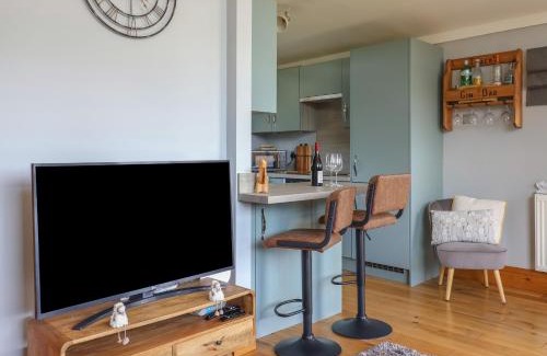Seaton Casa | Pebble Beach Chalet