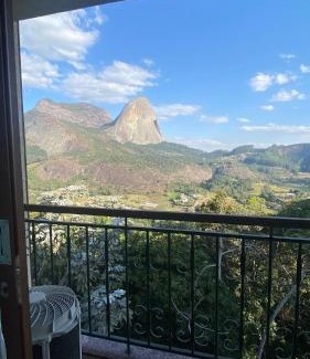 Pedra Azul Apartamento | Pedra Azul - Vista Azul Apart Hotel - Frente para pedra