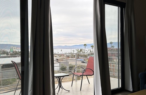 Ensenada Apartamento | Loft del pedregal B con hermosa vista a la bahia.