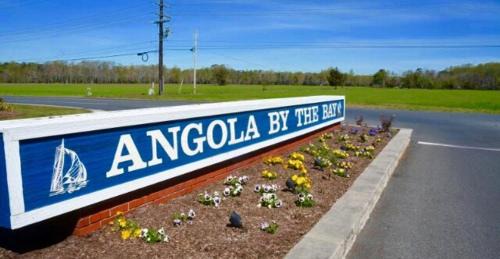 Rehoboth Beach Casa | Peek-a-Boo view-Angola by the bay