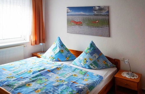 Usedom Otro | Peenestromhof Fewo 1 - Vacation on the farm