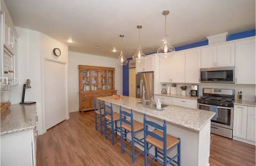 El Lago Casa | Pelican Bay Estate- A Luxury Waterfront Vacation Home