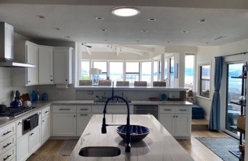 North Lakeport Casa | Pelican - Lake Front Lakeport