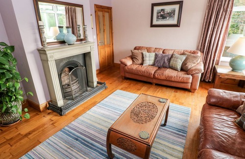 Wiseman's Bridge Cabaña | PEN Y DAITH, pet friendly, character holiday cottage in Saundersfoot