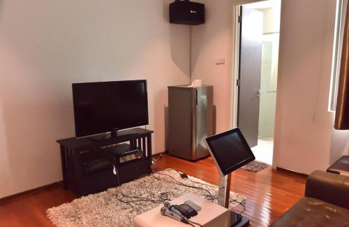 Gelugor Casa | Penang 3 storey Homestay W/KTV 15Pax