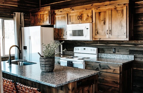 Last Chance Cabina | Pendleton Pointe Cabin #D