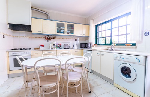 Peniche Villa | Casa de playa PENICHE en la playa de la consolación