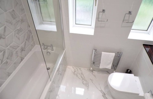Linthouse Apartamento | Penilee Upper Apartment