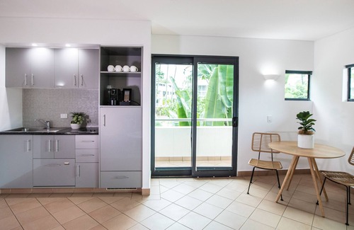 Port Douglas Hotel | Peninsula Boutique Hotel Port Douglas - Adults Only Haven