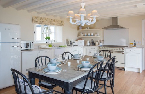 Dulas Cabaña | PENRHYN BARN, admite mascotas, con chimenea en Moelfre, Ref 1008954