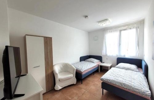 Griesstatt Apartamento | Pension Chen mit 2 Schlafzimmern, EBK, separat Balkon