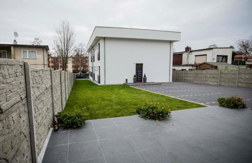 Neukoelln Casa | Pension Leo