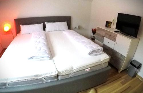 Allmersbach im Tal Casa | Pension Talhaus-WG Allmersbach