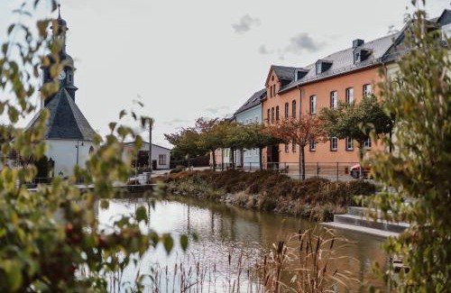 Grafenwarth Apartamento | Pension und Ferienwohnung am Teich