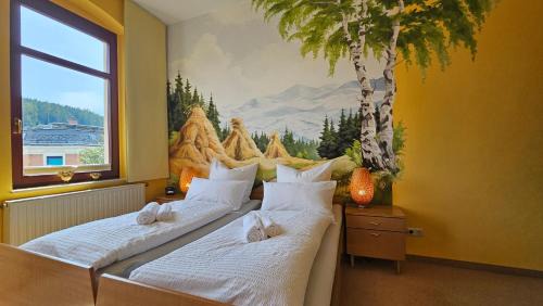 Bad Elster Casa | Pension Weiße Rose, Parkplatz, Frühstück, Wlan, Zentral