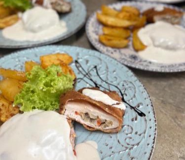 Sebes Hotel | Pensiunea Boema