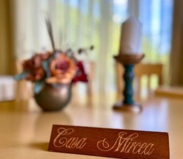 Eselnita Casa | Pensiunea Casa Mircea & Restaurant