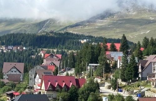 Novaci Casa | Pensiunea Craiul Muntilor-Ranca