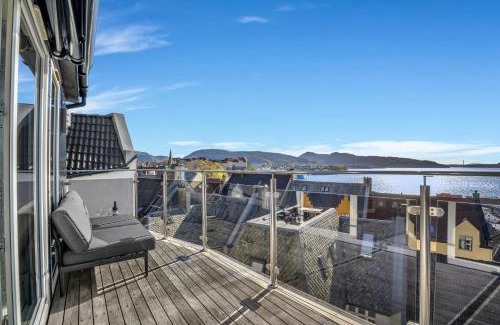 Sandviken Apartamento | Penthouse Apartment